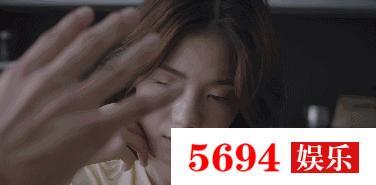 免费国产叼嘿秀视频,免费视频盛宴，笑料横生，欢乐无限